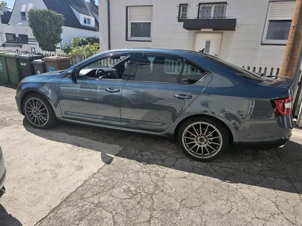 Skoda Octavia RS 05/2017-photo-0