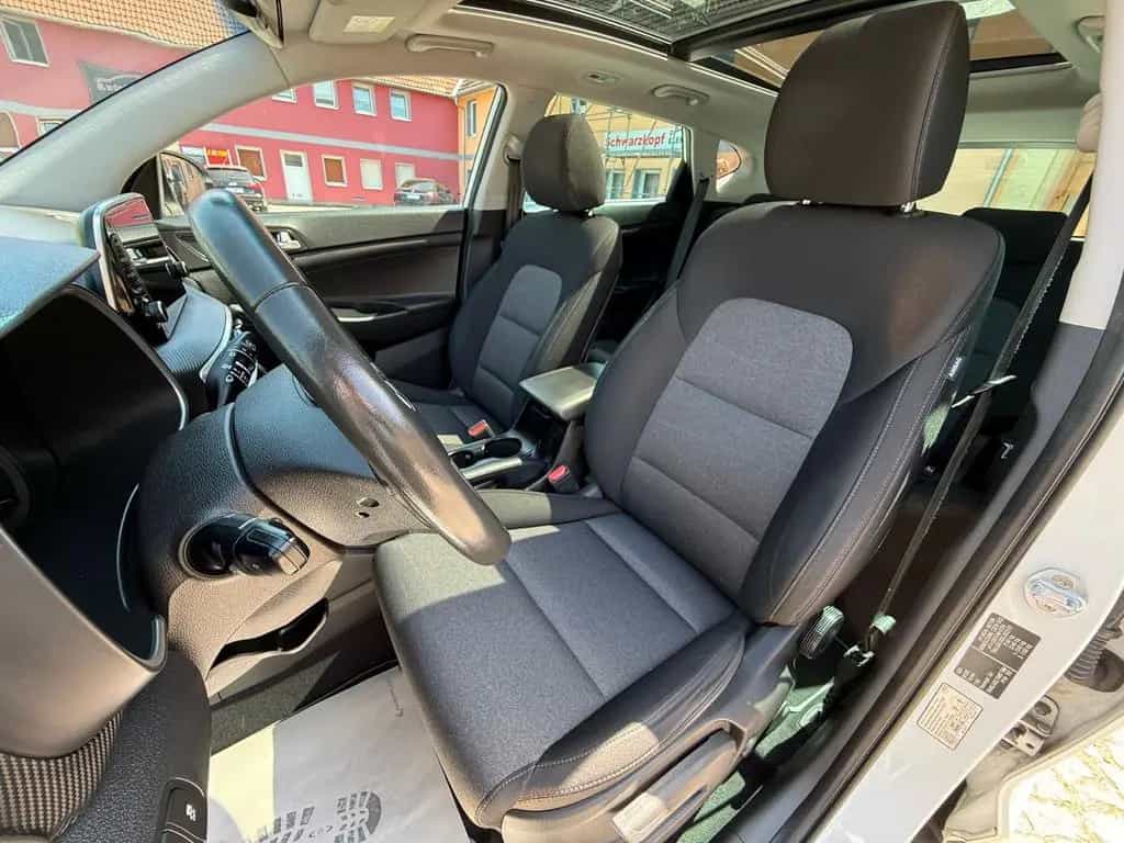 Hyundai TUCSON 1.6 T-GDI Trend 2WD DCT7 Automatik 1.Hand 04/2019-photo-21