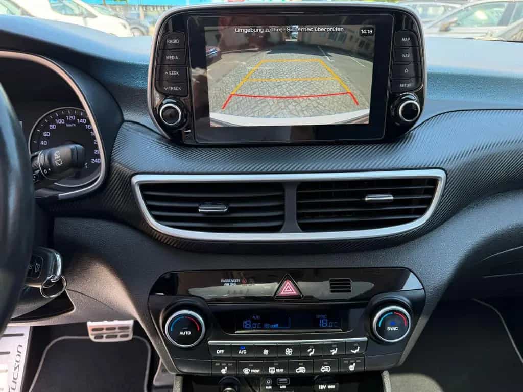 Hyundai TUCSON 1.6 T-GDI Trend 2WD DCT7 Automatik 1.Hand 04/2019-photo-31