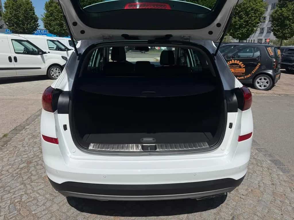 Hyundai TUCSON 1.6 T-GDI Trend 2WD DCT7 Automatik 1.Hand 04/2019-photo-8