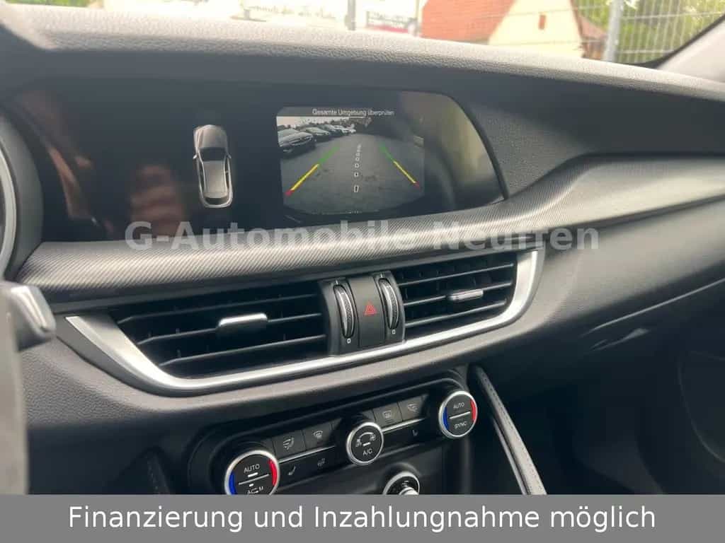 Alfa Romeo Stelvio Super Q4*Xenon*Navi*CAM*ACC*ShZ*1.Hand 01/2019-photo-17