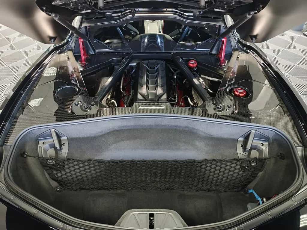 Corvette C8 3LT Vollausstattung, Performance Umbau, Carbo 09/2023-photo-14