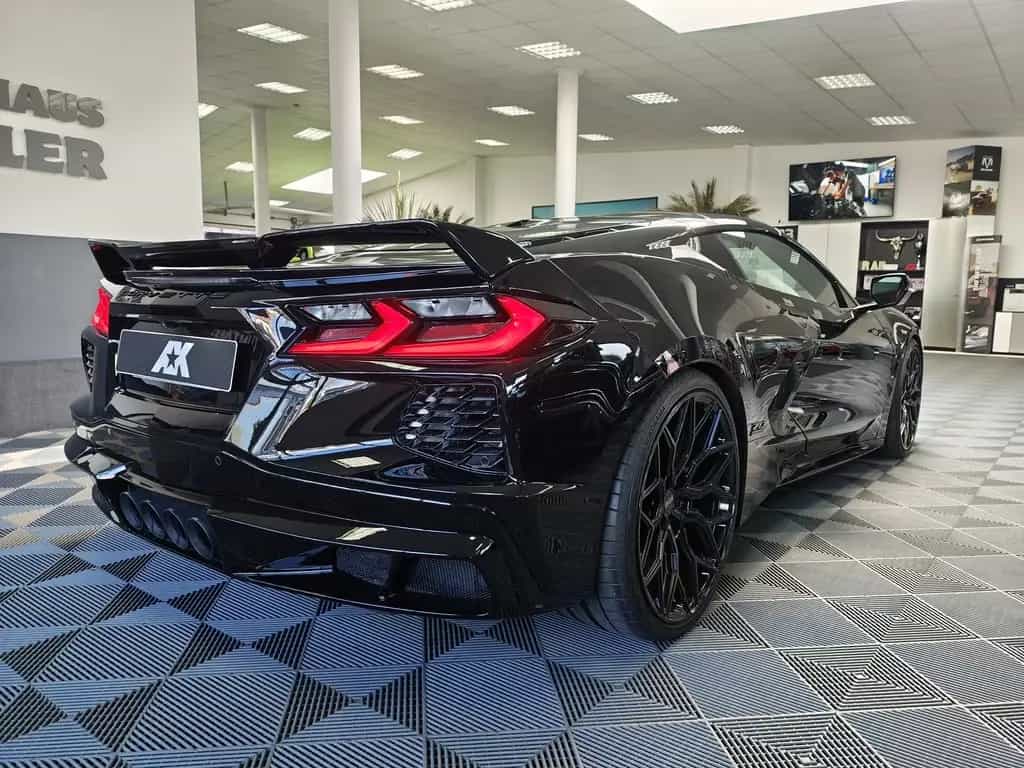 Corvette C8 3LT Vollausstattung, Performance Umbau, Carbo 09/2023-photo-2