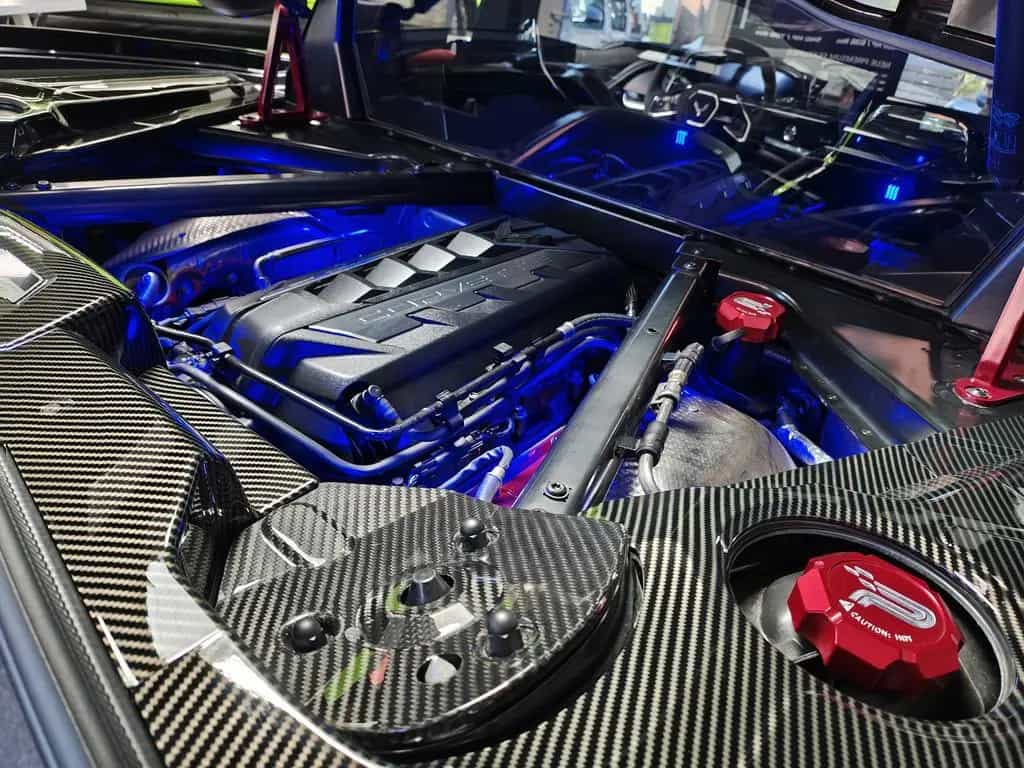 Corvette C8 3LT Vollausstattung, Performance Umbau, Carbo 09/2023-photo-36