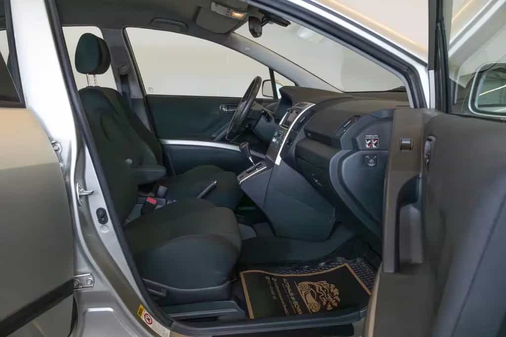 Toyota Corolla Verso 1.8 Executive Automatik AHK 7Sitz 11/2004-photo-17