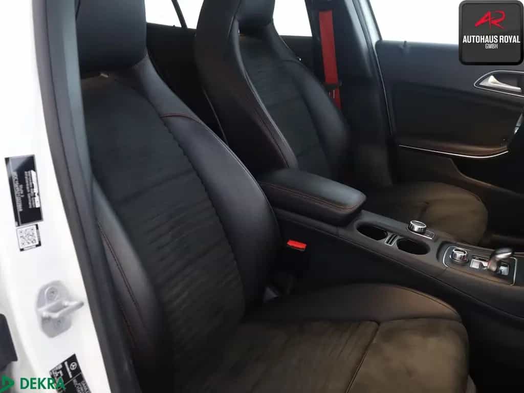 Mercedes-Benz GLA 45 AMG PERFORMANCE 4M PANO,KAMERA,KEYLESS 09/2016-photo-11