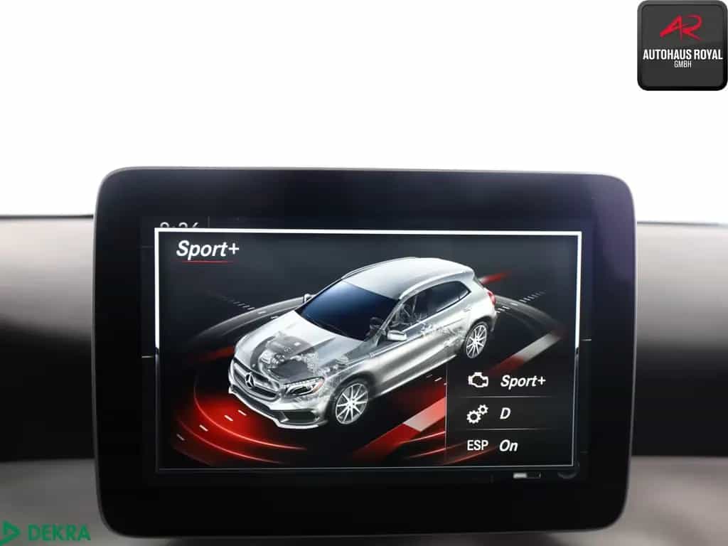 Mercedes-Benz GLA 45 AMG PERFORMANCE 4M PANO,KAMERA,KEYLESS 09/2016-photo-15