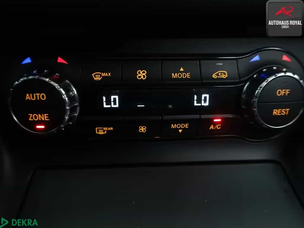 Mercedes-Benz GLA 45 AMG PERFORMANCE 4M PANO,KAMERA,KEYLESS 09/2016-photo-18