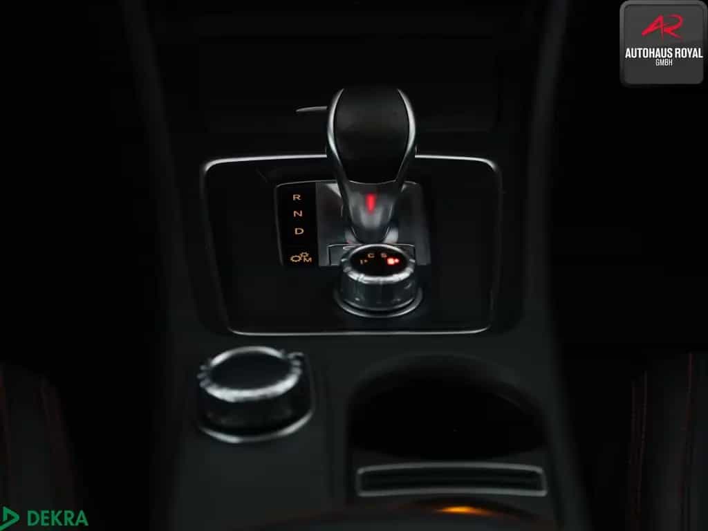 Mercedes-Benz GLA 45 AMG PERFORMANCE 4M PANO,KAMERA,KEYLESS 09/2016-photo-19