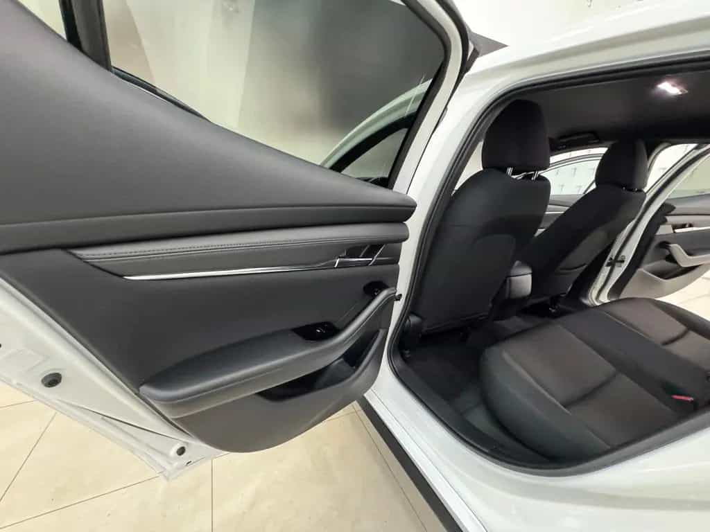 Mazda 3 5HB Selection SKYACTIV-G 2.0 M Hybrid 6AG *LHZ 09/2021-photo-29