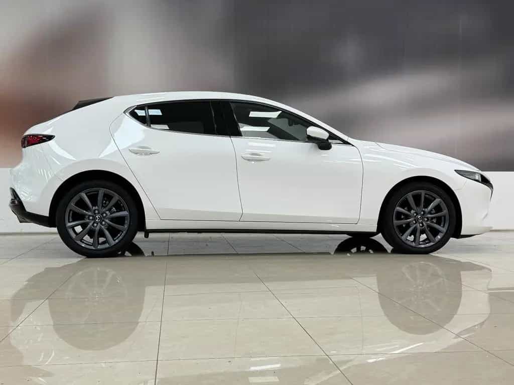 Mazda 3 5HB Selection SKYACTIV-G 2.0 M Hybrid 6AG *LHZ 09/2021-photo-9
