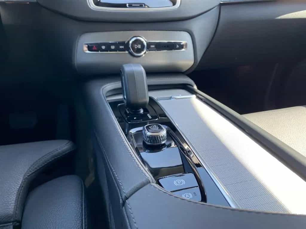 Volvo XC90 B5 Mild-Hybrid Diesel Plus Bright AWD 7-Sit 06/2023-photo-12
