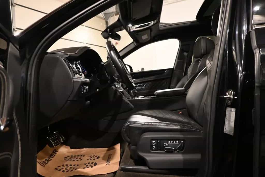 Bentley Bentayga 6.0 W12 4WD MULLINER FULL FULL !! 03/2016-photo-17