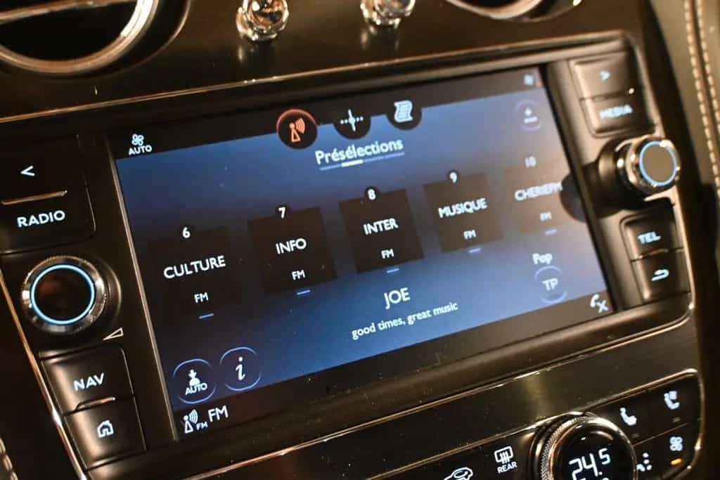 Bentley Bentayga 6.0 W12 4WD MULLINER FULL FULL !! 03/2016-photo-32