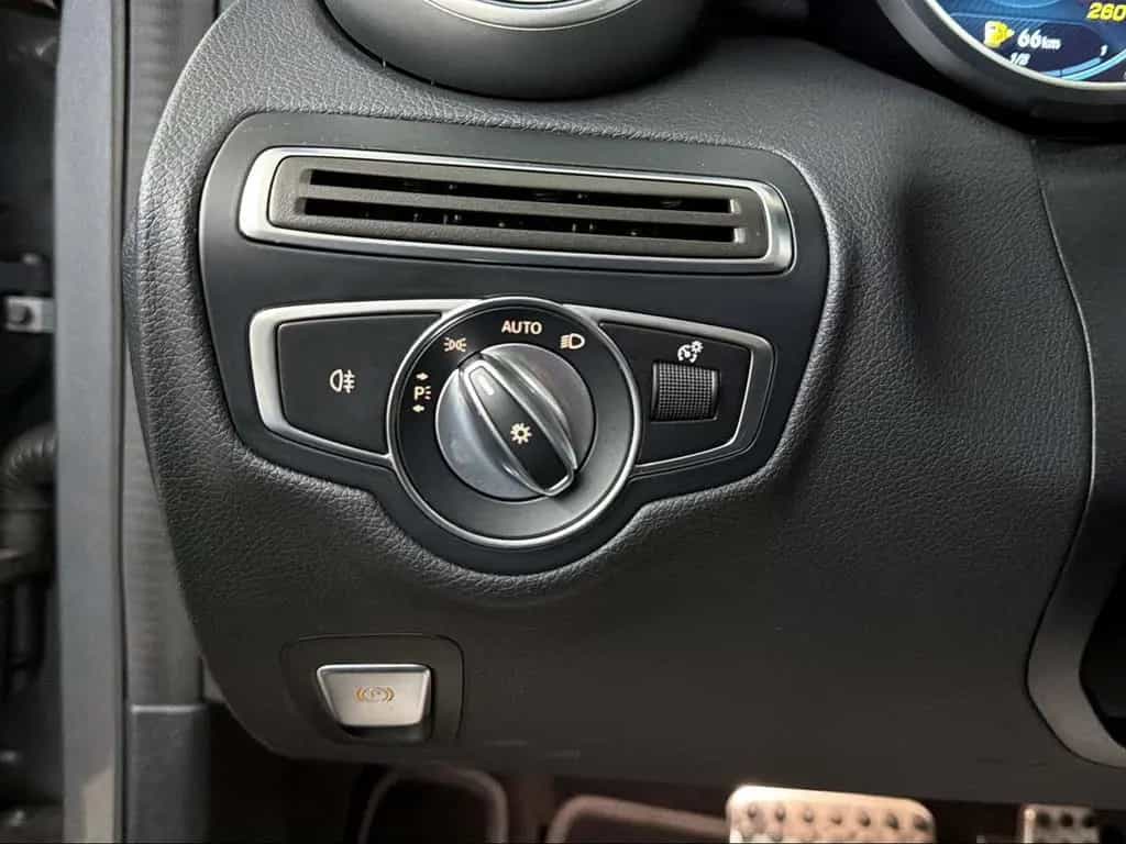 Mercedes-Benz C-Class 300 d 4Matic/3XAMG/Digitaler Ta/Pano/ACC/LED-S 01/2021-photo-12