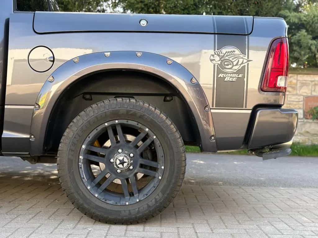 Dodge RAM 1500*5.7 V8*AHK*RAM BOX*Hoch & Breit* 07/2015-photo-11