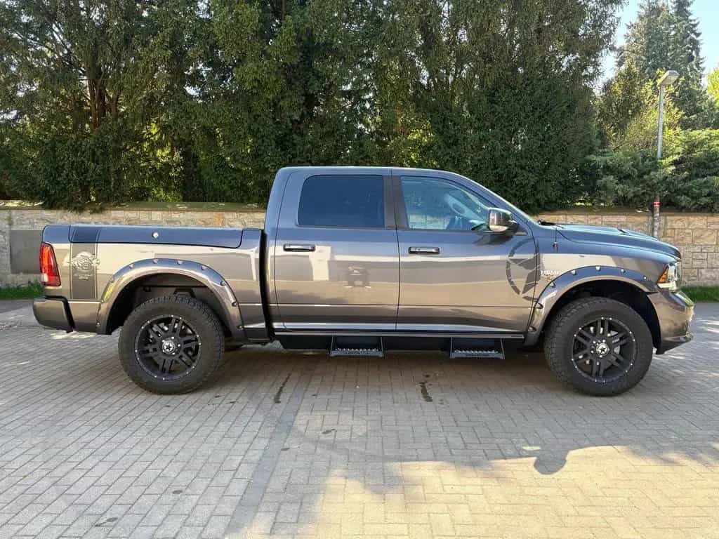 Dodge RAM 1500*5.7 V8*AHK*RAM BOX*Hoch & Breit* 07/2015-photo-3