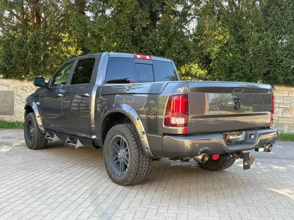 Dodge RAM 1500*5.7 V8*AHK*RAM BOX*Hoch & Breit* 07/2015-photo-6