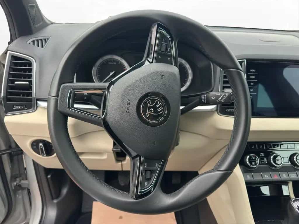Skoda Karoq 1.5 TSI Style AHK LED Kessy SiHz Isofix 03/2019-photo-11