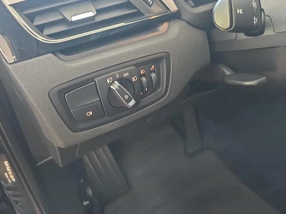 BMW X1 sDrive18i Advantage Navi DSG Bluetooth PDC 05/2021-photo-16
