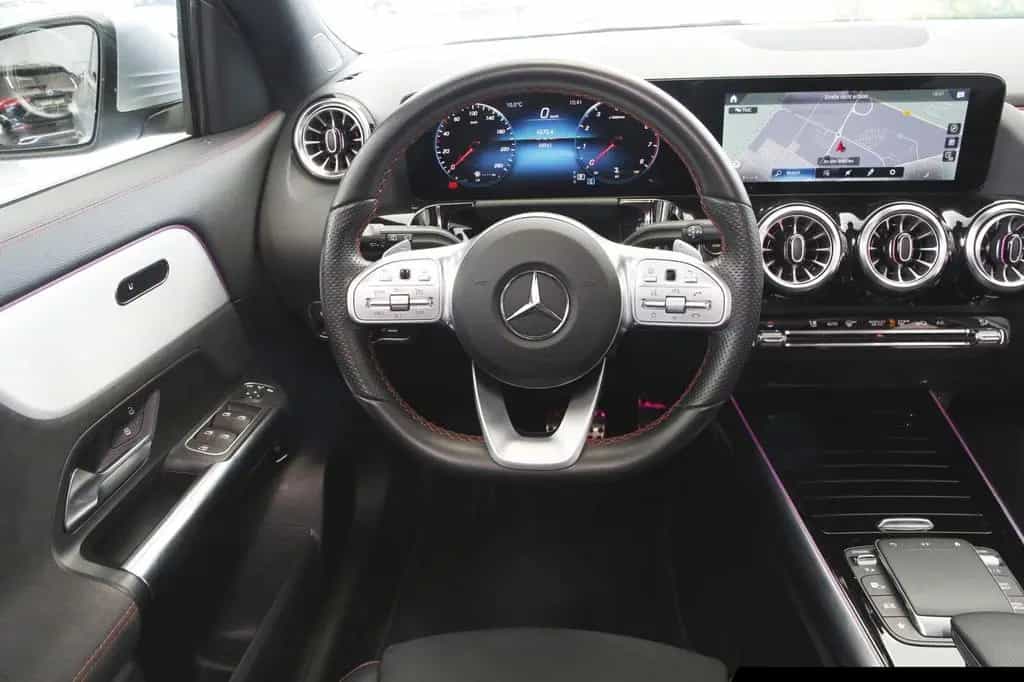 Mercedes-Benz GLA 250 4M AMG Line 8G/Pano/Totwinkel/Kamera/LED 02/2021-photo-11