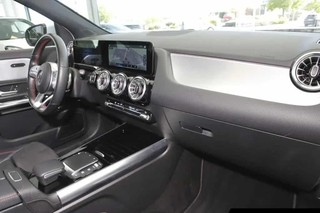Mercedes-Benz GLA 250 4M AMG Line 8G/Pano/Totwinkel/Kamera/LED 02/2021-photo-6