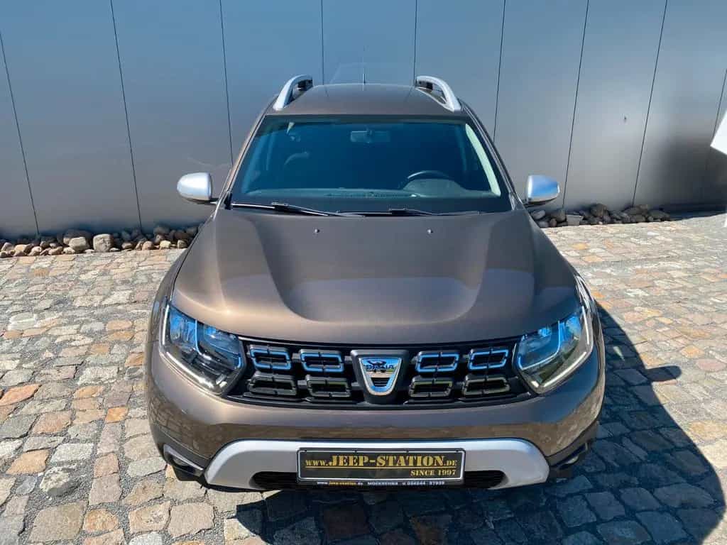 Dacia Duster TCE130 URBAN CARPLAY CHECKHEFT TÜV NEU 11/2021-photo-30