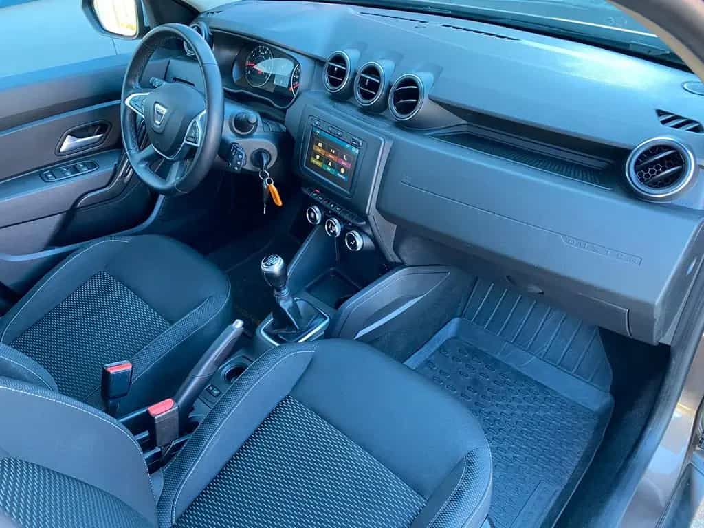Dacia Duster TCE130 URBAN CARPLAY CHECKHEFT TÜV NEU 11/2021-photo-40