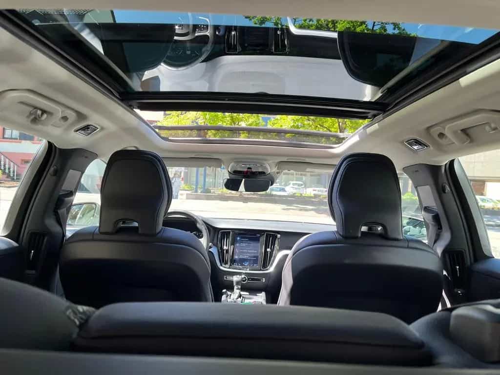 Volvo V60 Kombi T5, Leder, LED, PANORAMA 05/2019-photo-13