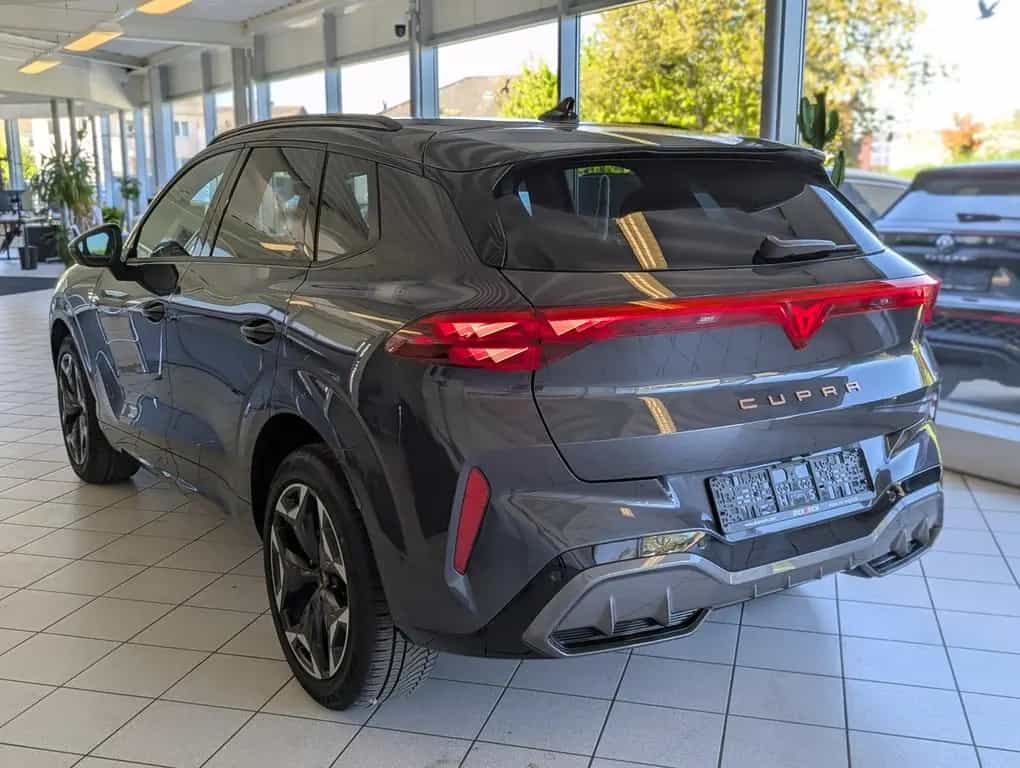 Cupra Terramar 1.5 eTSI Sennheiser Edge-Paket HUD 19" 12/2025-photo-2