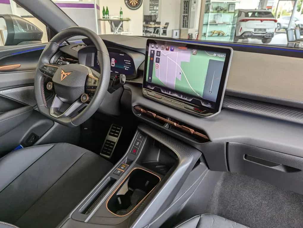 Cupra Terramar 1.5 eTSI Sennheiser Edge-Paket HUD 19" 12/2025-photo-10