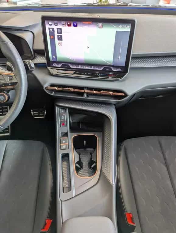 Cupra Terramar 1.5 eTSI Sennheiser Edge-Paket HUD 19" 12/2025-photo-17