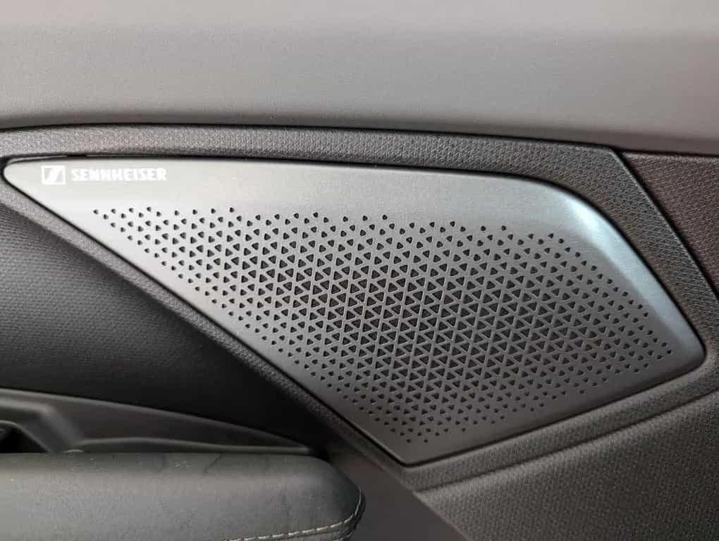 Cupra Terramar 1.5 eTSI Sennheiser Edge-Paket HUD 19" 12/2025-photo-21