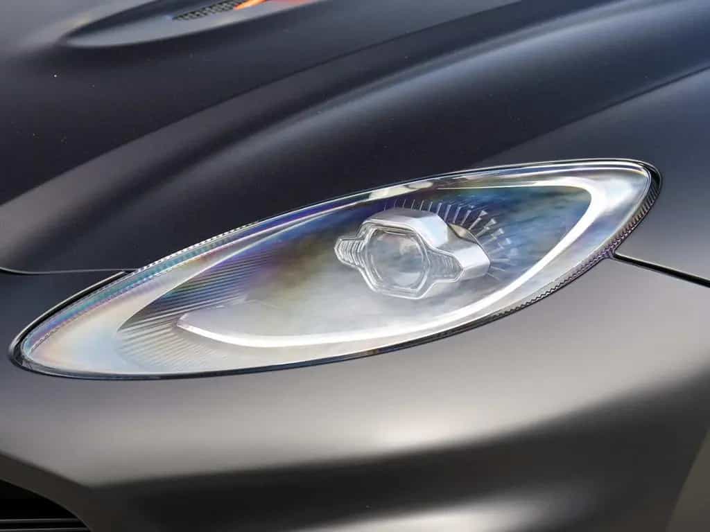 Aston Martin DBX 707 Satin Onyx Black Californian Poppy 06/2023-photo-10