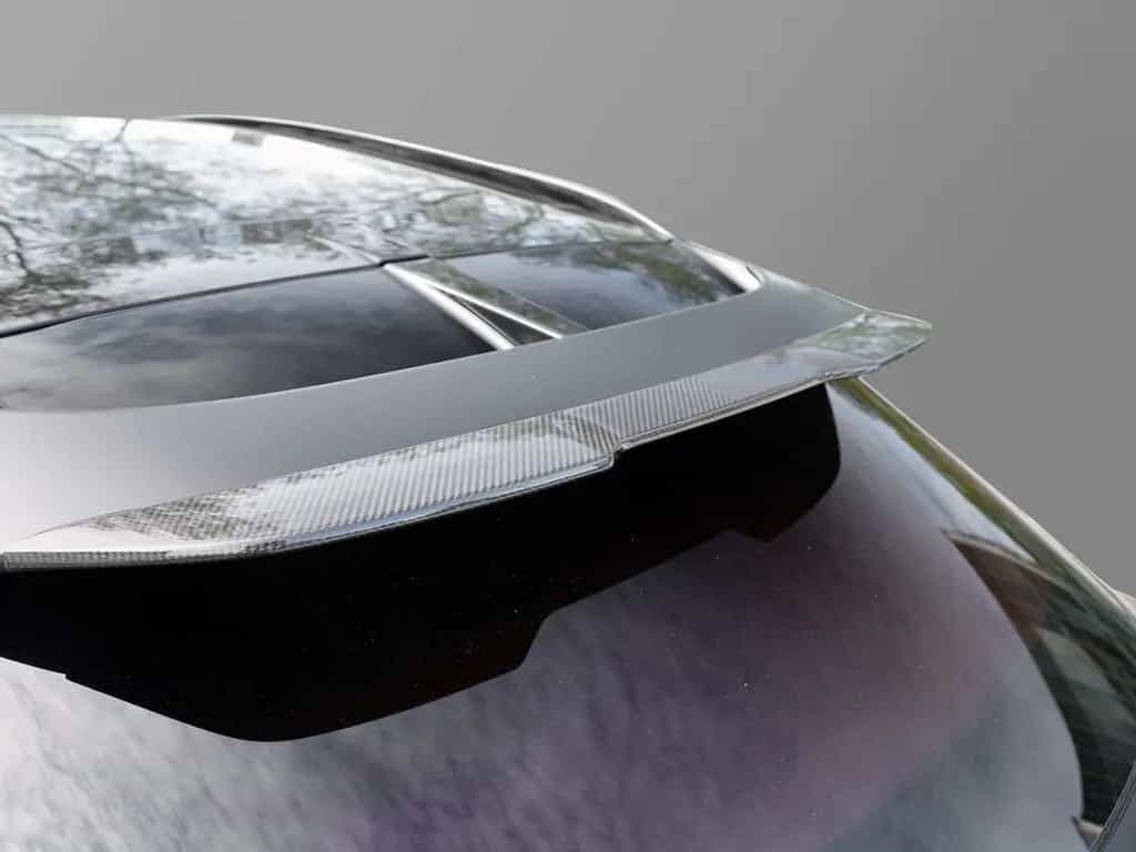 Aston Martin DBX 707 Satin Onyx Black Californian Poppy 06/2023-photo-17