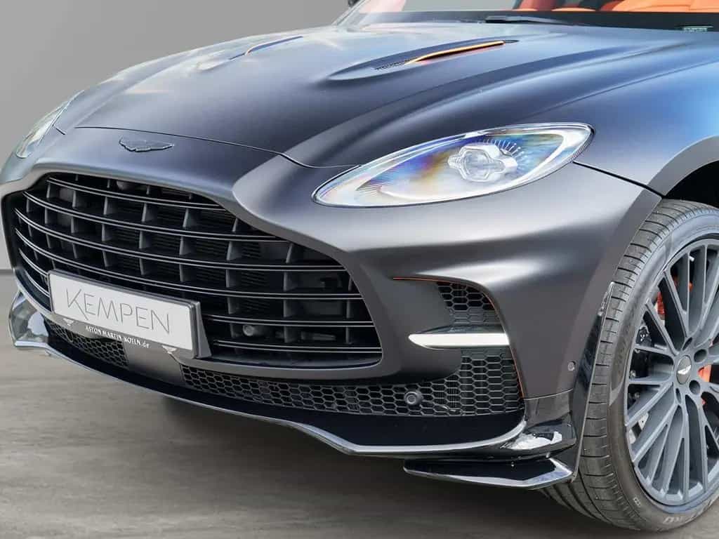 Aston Martin DBX 707 Satin Onyx Black Californian Poppy 06/2023-photo-9