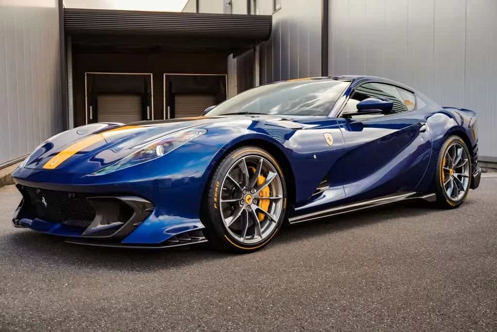 Ferrari 812 Competizione - Blu Tour de France - 1 of 999 03/2023-photo-0