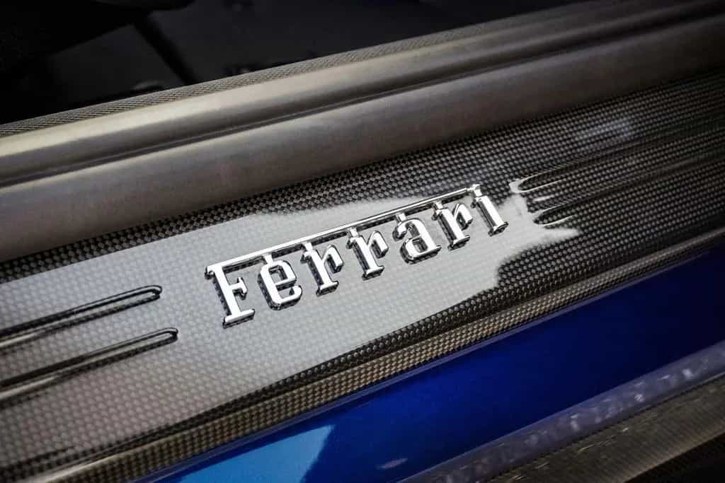 Ferrari 812 Competizione - Blu Tour de France - 1 of 999 03/2023-photo-29