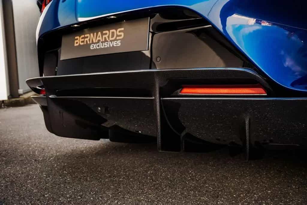 Ferrari 812 Competizione - Blu Tour de France - 1 of 999 03/2023-photo-42
