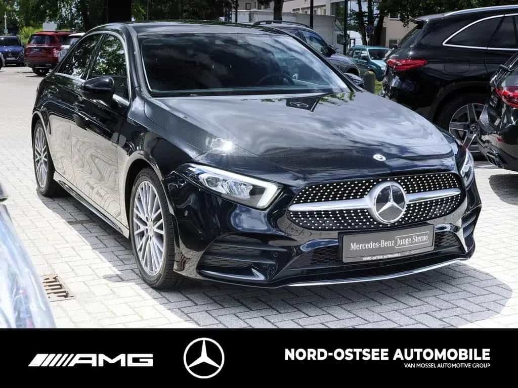 Mercedes-Benz A 250 LIMO AMG 4M NAVI TEMPOMAT LED SITZH 08/2020-photo-2
