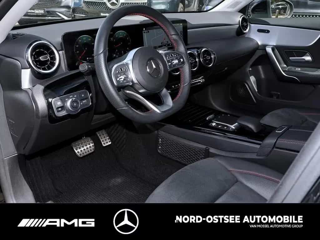 Mercedes-Benz A 250 LIMO AMG 4M NAVI TEMPOMAT LED SITZH 08/2020-photo-6