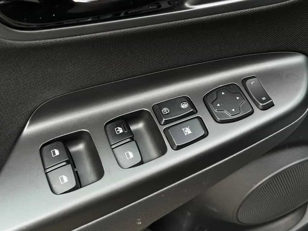 Hyundai KONA Advantage Hybrid 2WD*1.Hand*Tüv* 10/2020-photo-16