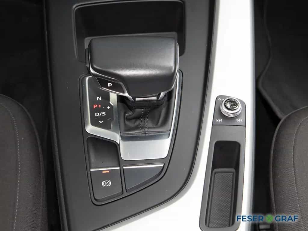 Audi A4 Lim 30 TDI Advanced S-tronic Kamera/Pano/Navi 01/2022-photo-7