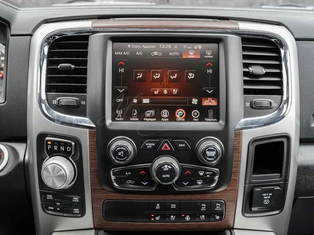 Dodge 2016 Laramie €19000 +200L LPG +ONE PIECE COVER 04/2016-photo-23