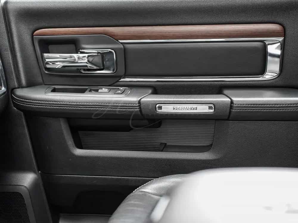 Dodge 2016 Laramie €19000 +200L LPG +ONE PIECE COVER 04/2016-photo-31