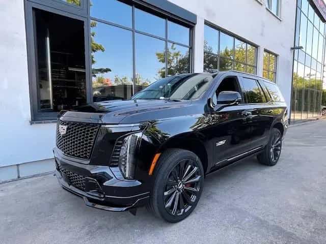Cadillac Escalade V-Series 6.2l V8 Kompressor 09/2025-photo-2