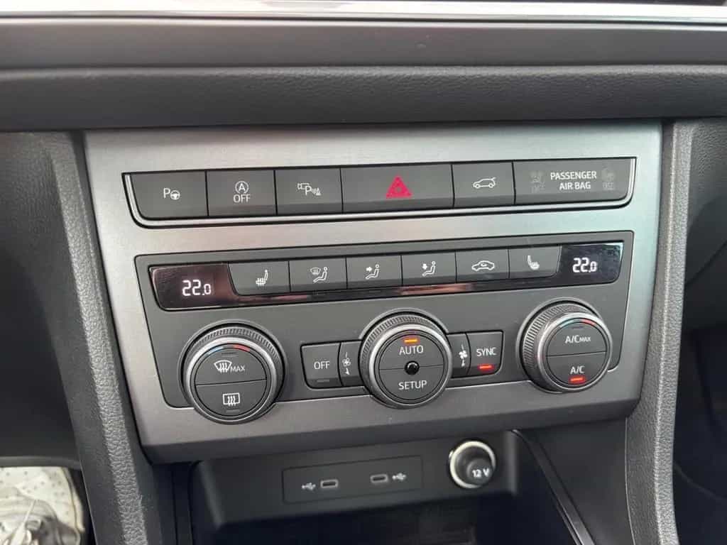 Cupra Ateca VZ 2.0 TSI Pano AHK Beats ACC DCC 08/2021-photo-25