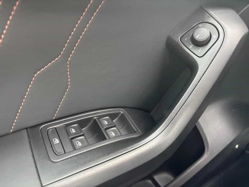 Cupra Ateca VZ 2.0 TSI Pano AHK Beats ACC DCC 08/2021-photo-30