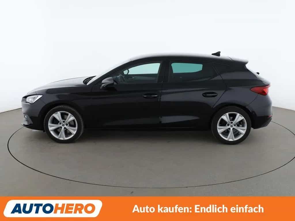 Seat Leon 1.5 eTSI ACT FR Aut.*NAVI*LED*ACC* 11/2021-photo-2