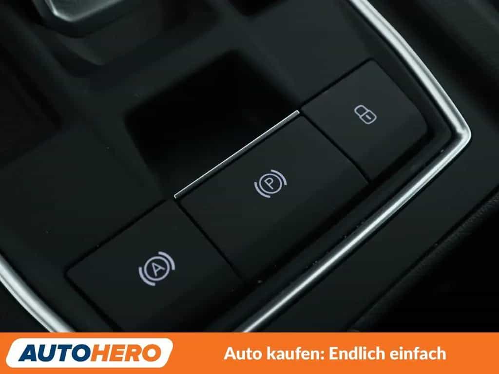Seat Leon 1.5 eTSI ACT FR Aut.*NAVI*LED*ACC* 11/2021-photo-27